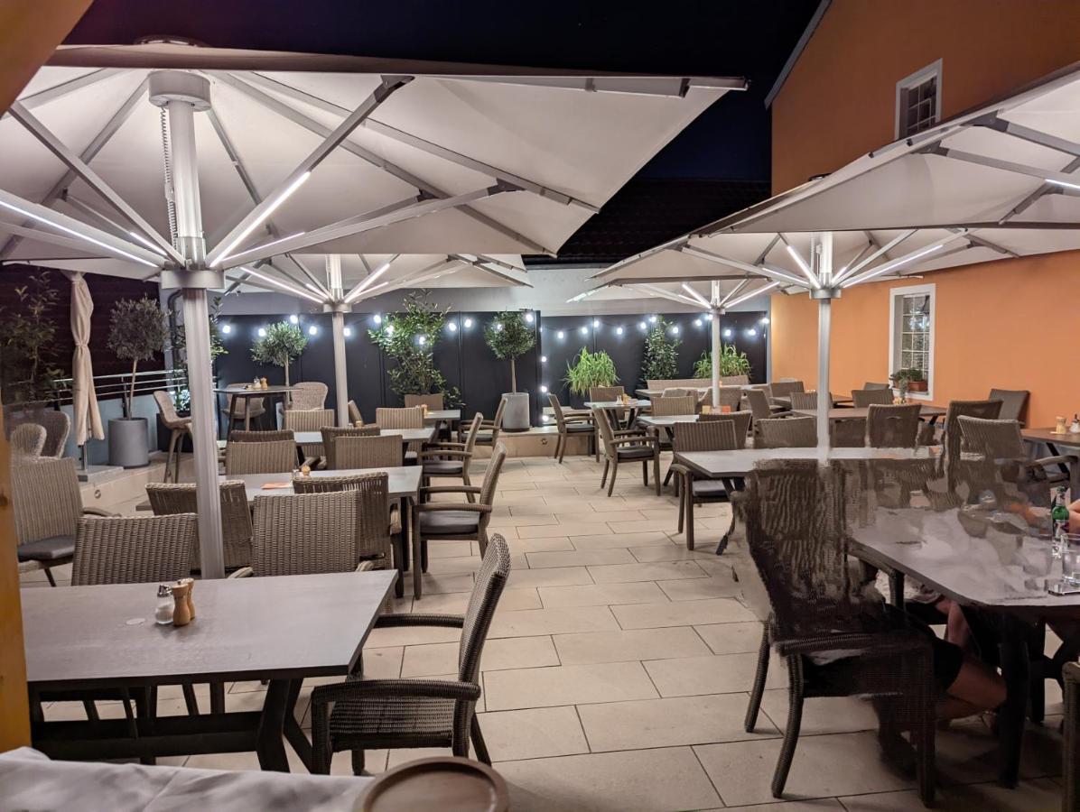 Hotel-Cafe Rathaus Bad Abbach Exterior photo