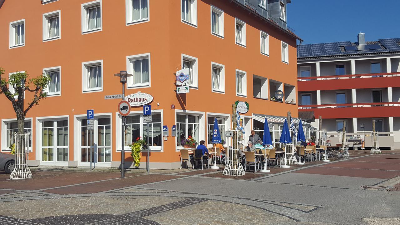 Hotel-Cafe Rathaus Bad Abbach Exterior photo
